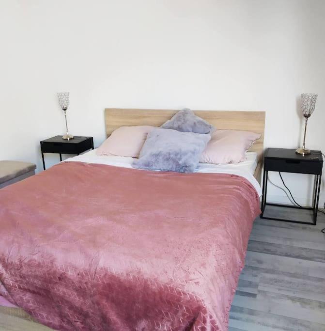 Superb Modern Apartment كليشي المظهر الخارجي الصورة