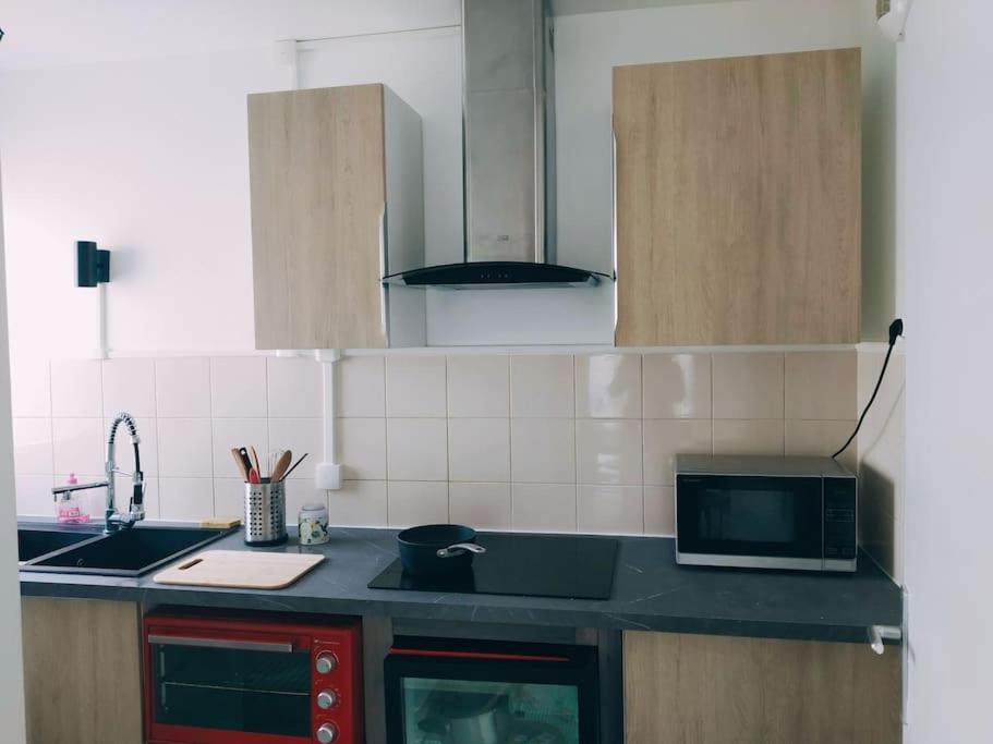 Superb Modern Apartment كليشي المظهر الخارجي الصورة