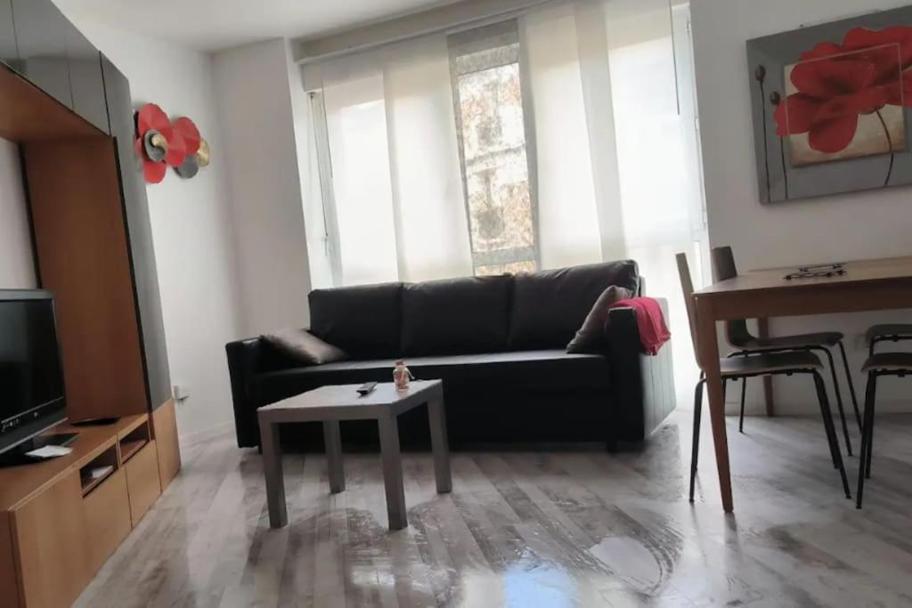 Superb Modern Apartment كليشي المظهر الخارجي الصورة